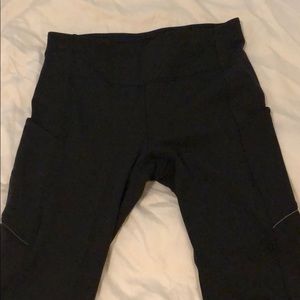 NEW WITHOUT TAGS— Lululemon Speed Up Crop 21”